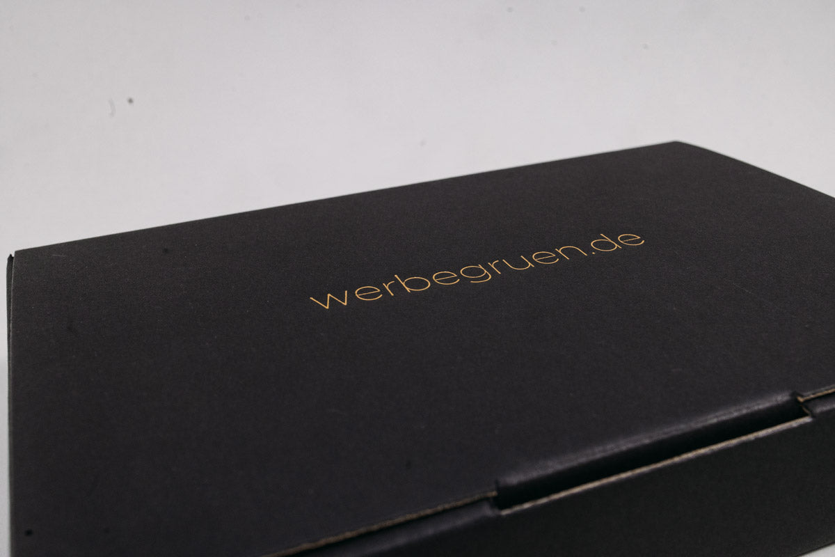Individually printed shipping and return packaging | werbegrün