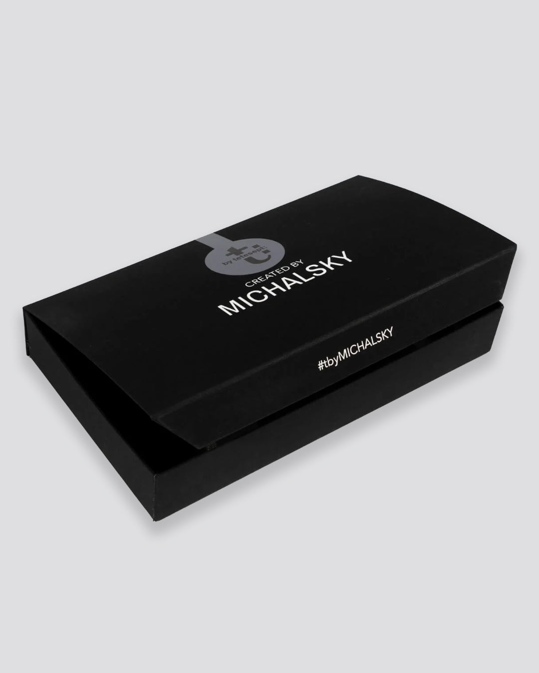 Schwarze Magnetbox von werbegrün